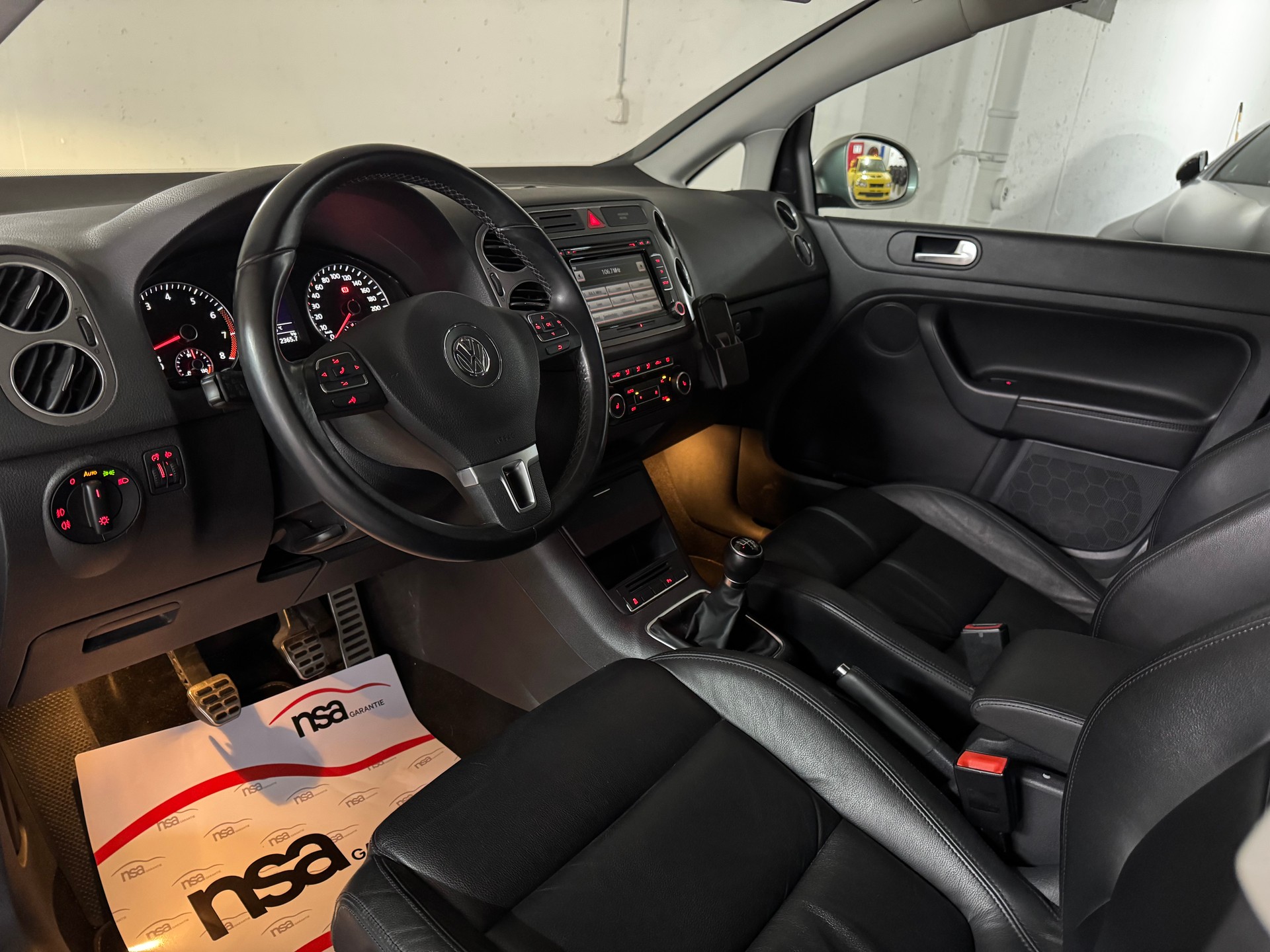 VW Golf Plus Cross 1.4 TSI Highline 1-Hand-image-8