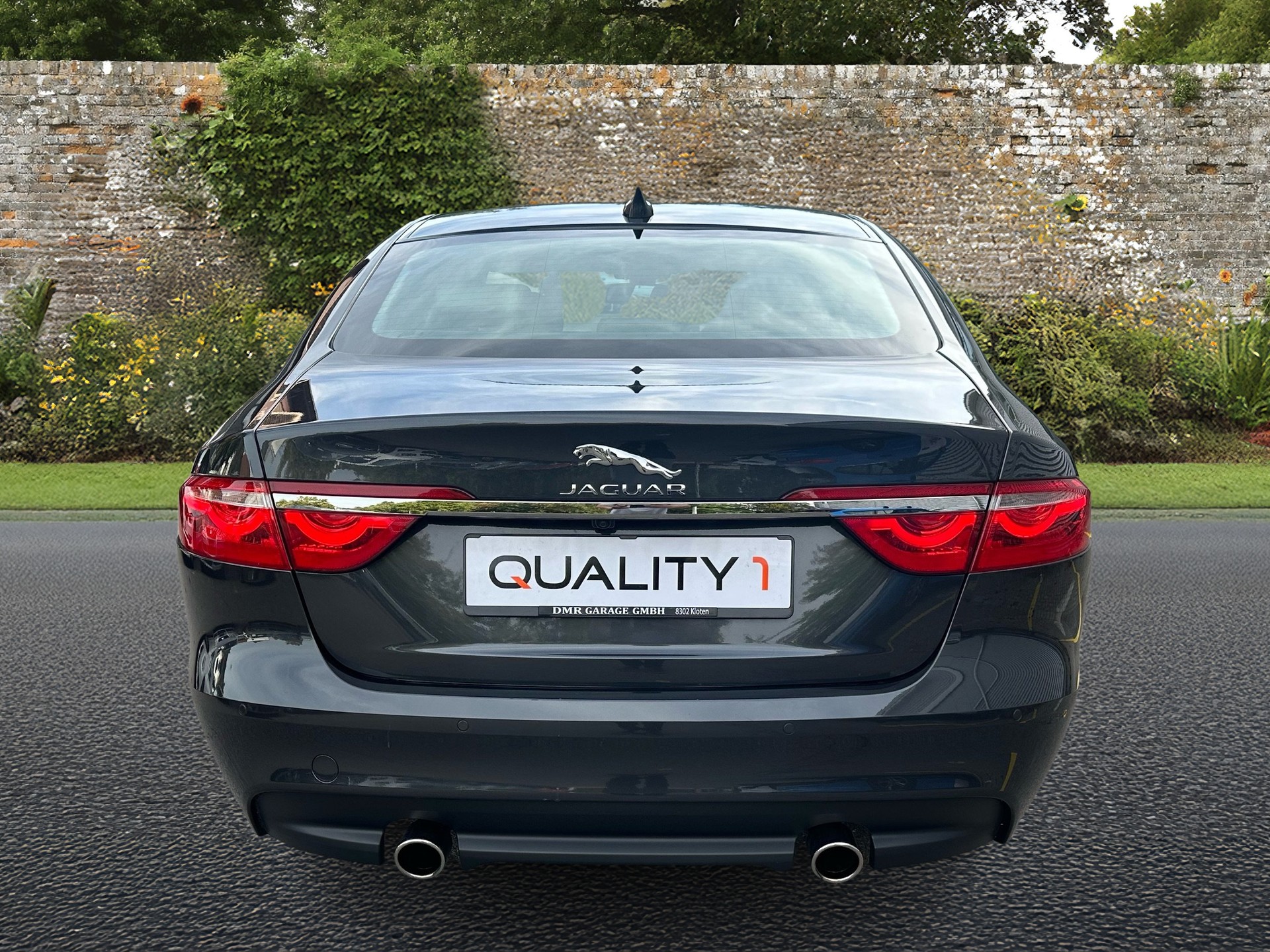 JAGUAR XF 35t R-Sport AWD-image-3