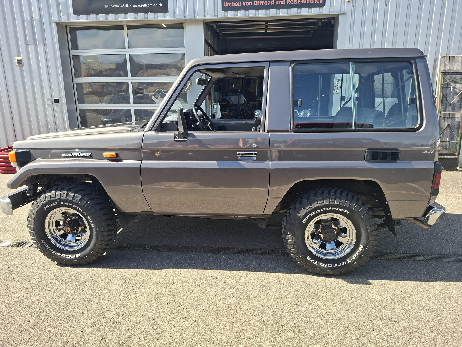 TOYOTA LandCruiser BJ71-image-7