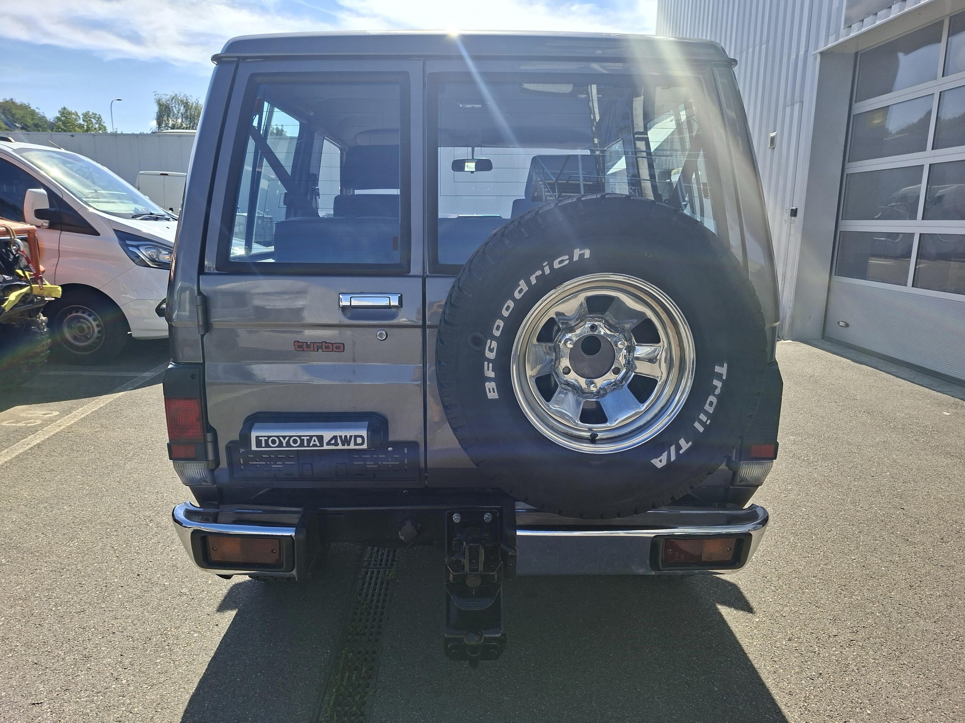 TOYOTA LandCruiser BJ71-image-4