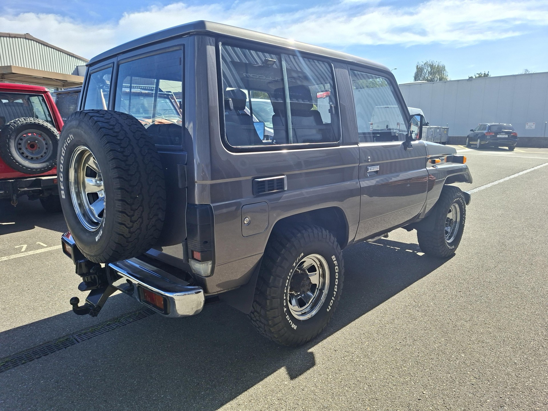 TOYOTA LandCruiser BJ71-image-3