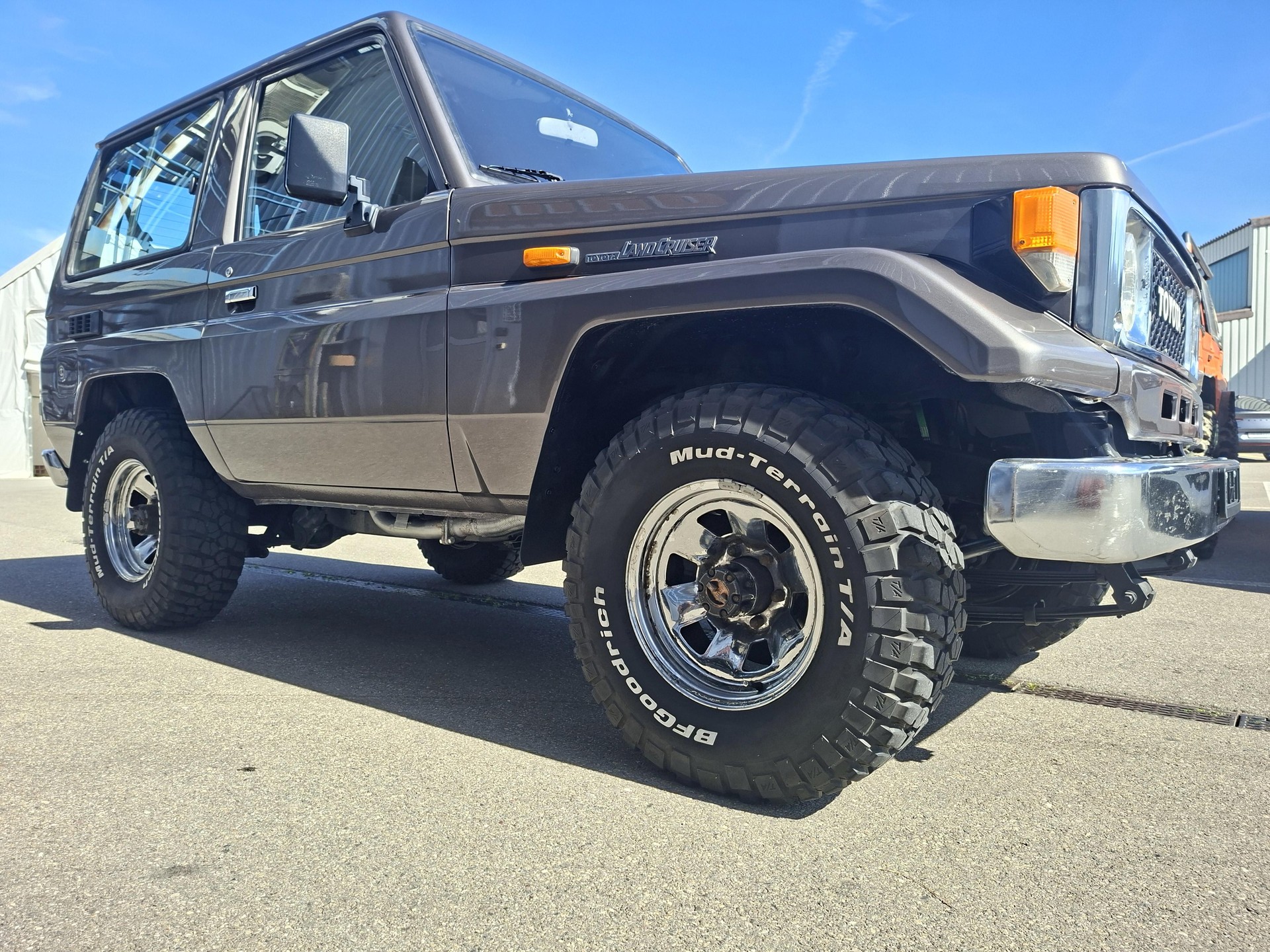 TOYOTA LandCruiser BJ71-image-2