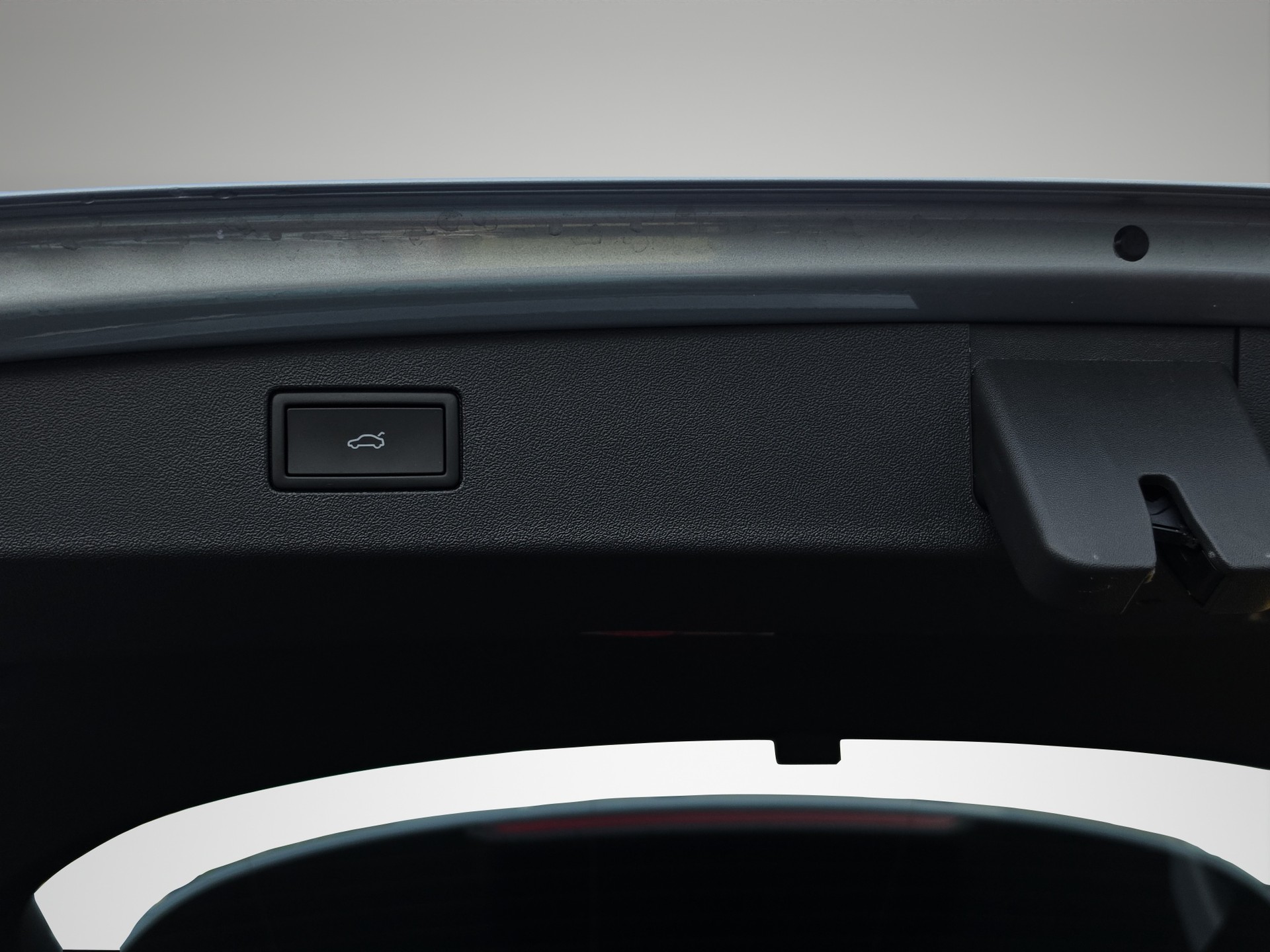VW Tiguan 2.0 TSI Elegance DSG 4motion-image-9