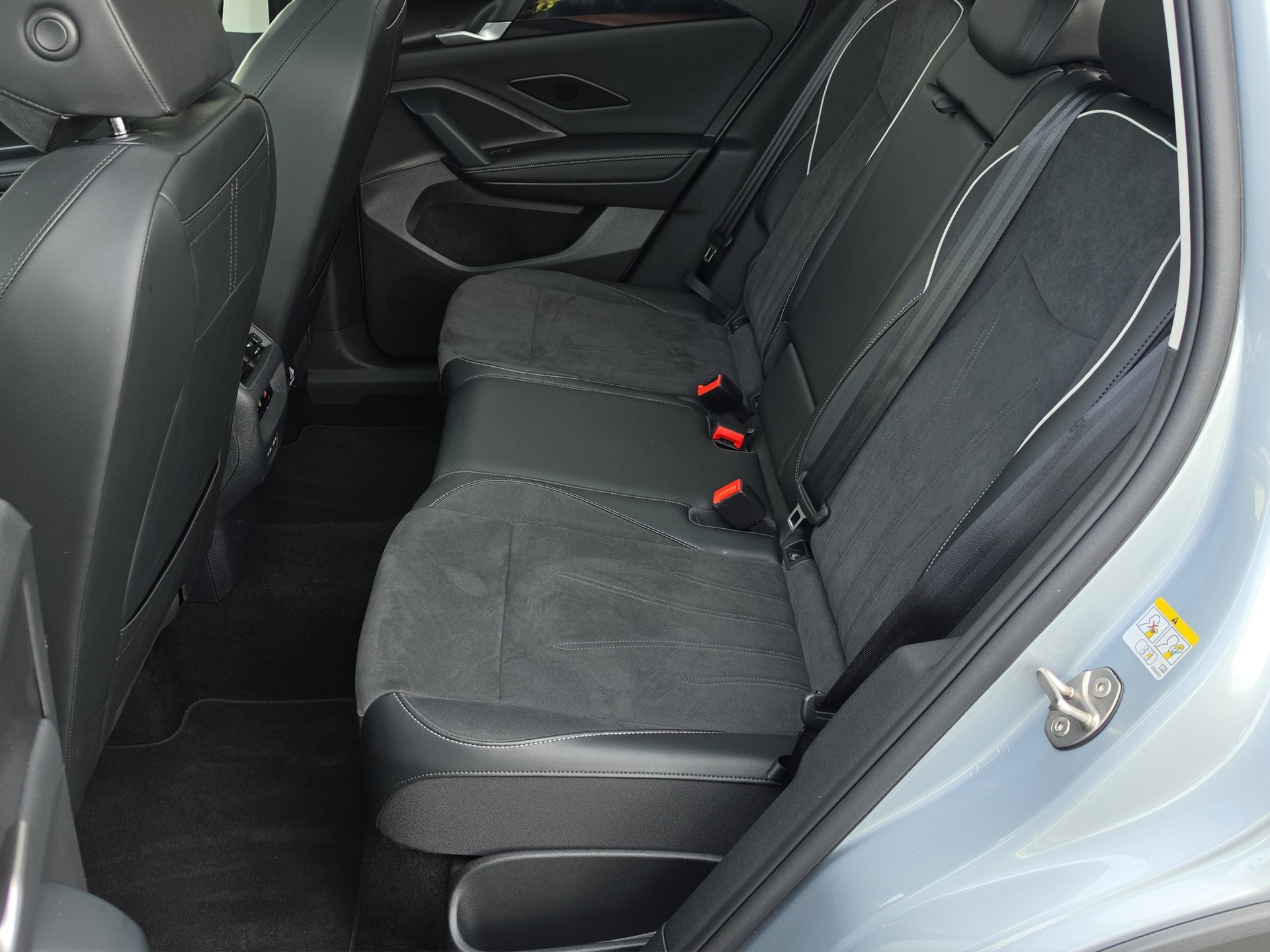 VW Tiguan 2.0 TSI Elegance DSG 4motion-image-16