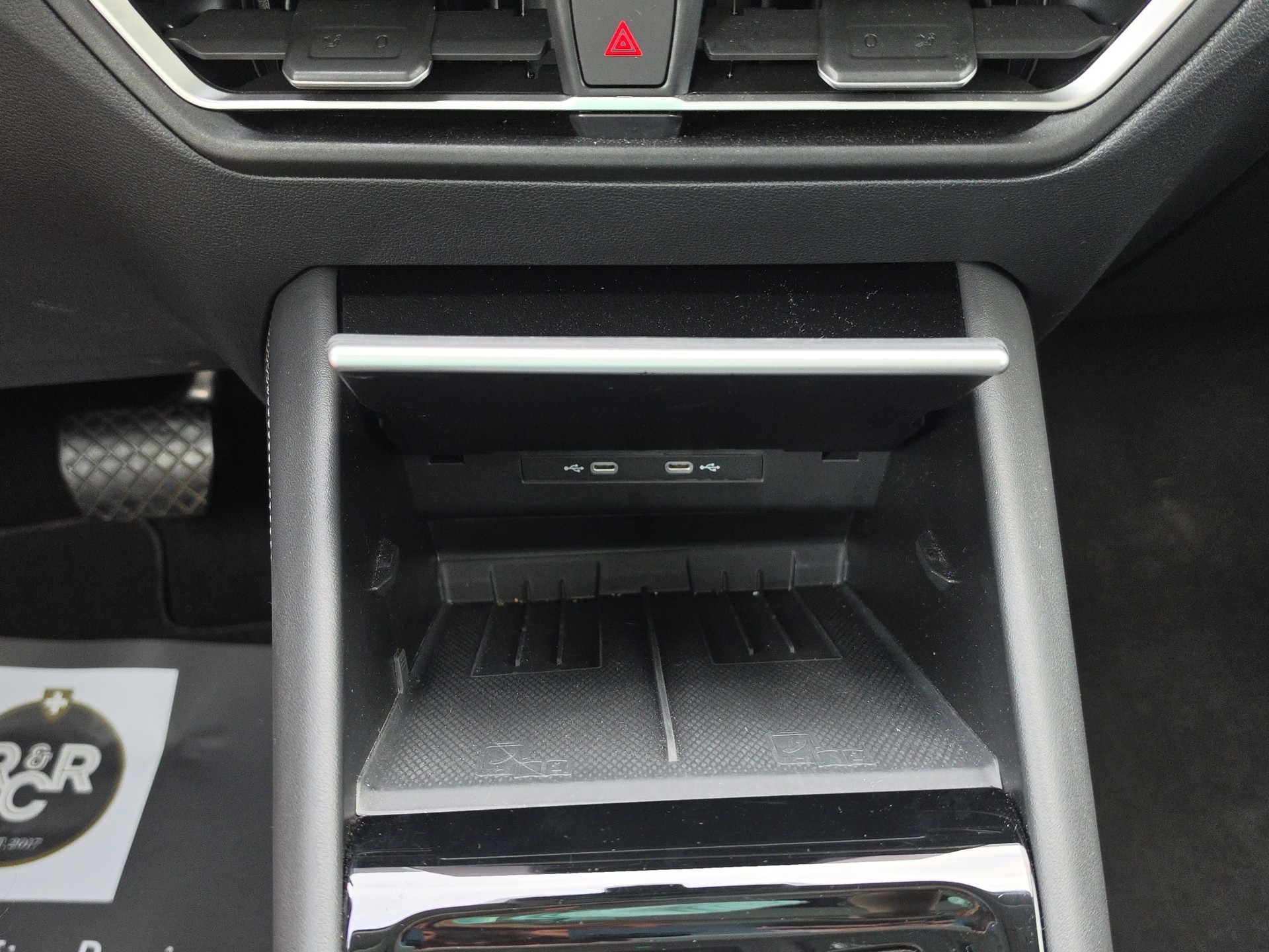 VW Tiguan 2.0 TSI Elegance DSG 4motion-image-29