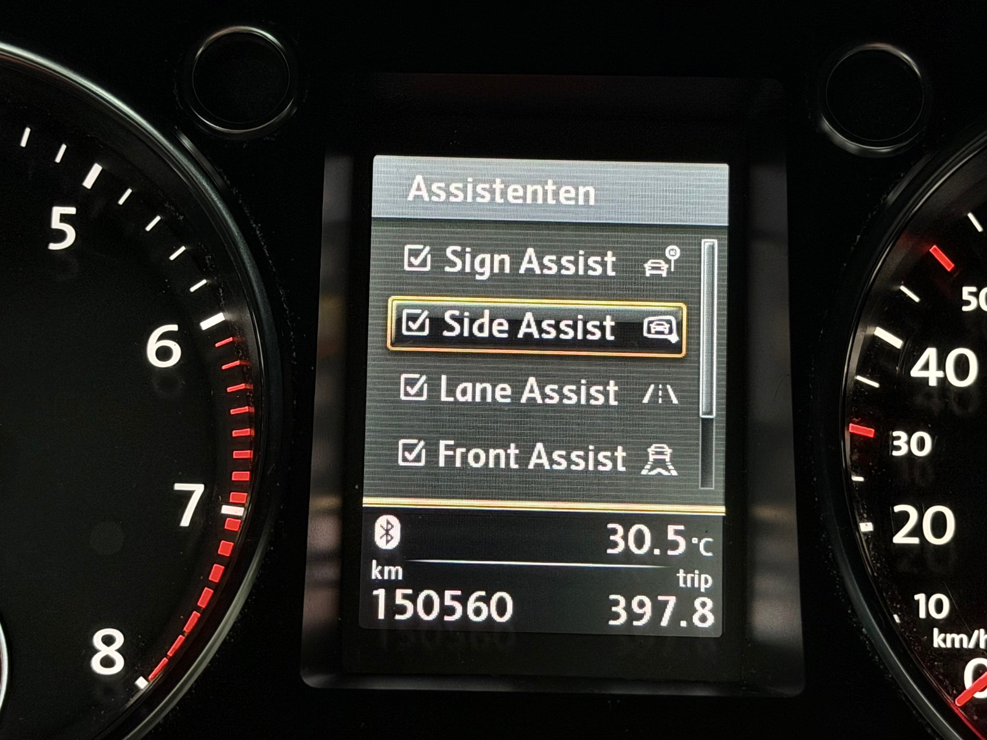 VW Passat Variant 3.6 FSI Highline 4Motion DSG-image-15