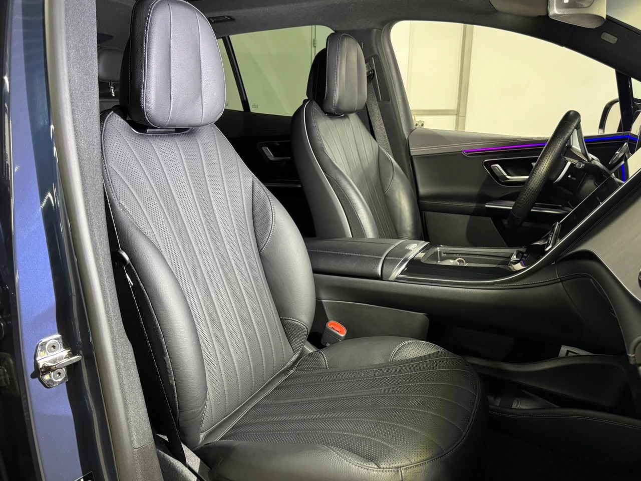 MERCEDES-BENZ EQE SUV 500 4 Matic AMG Executive Edition 408PS-image-9