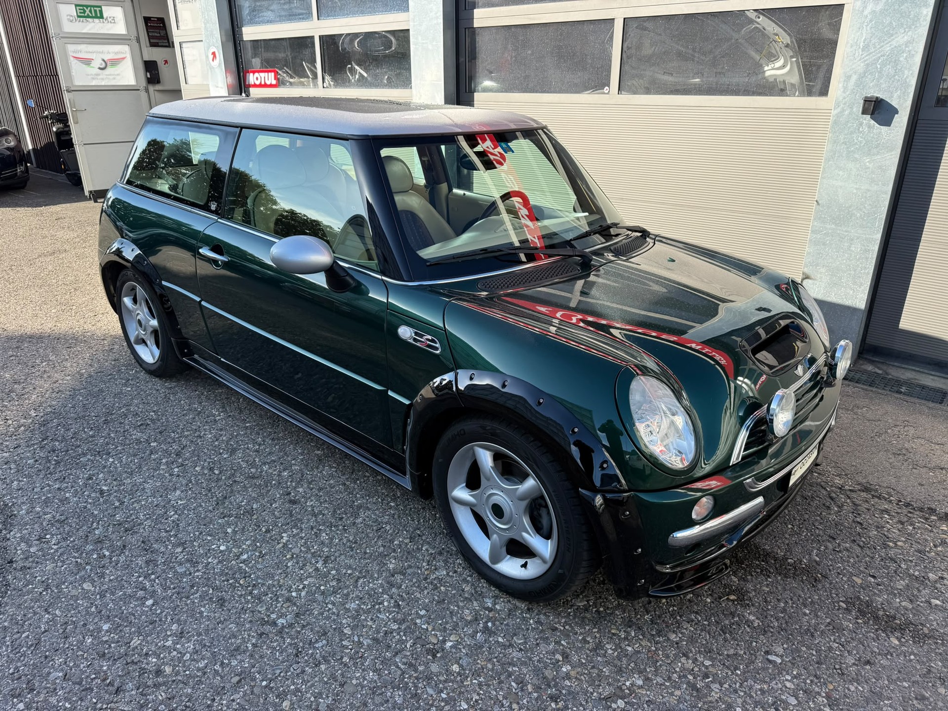 MINI Cooper-image-2