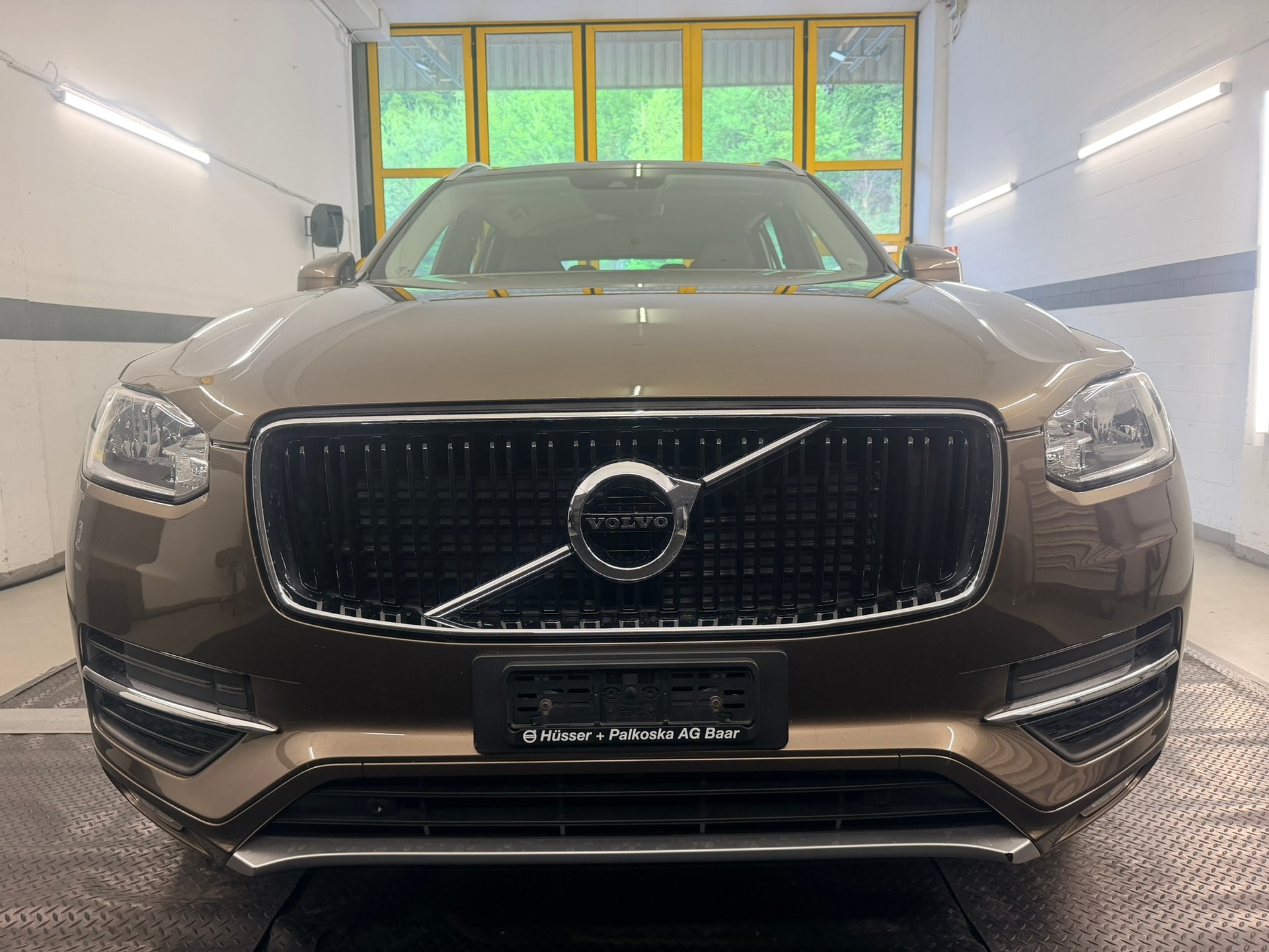 VOLVO XC90 D5 AWD Momentum Geartronic-image-1