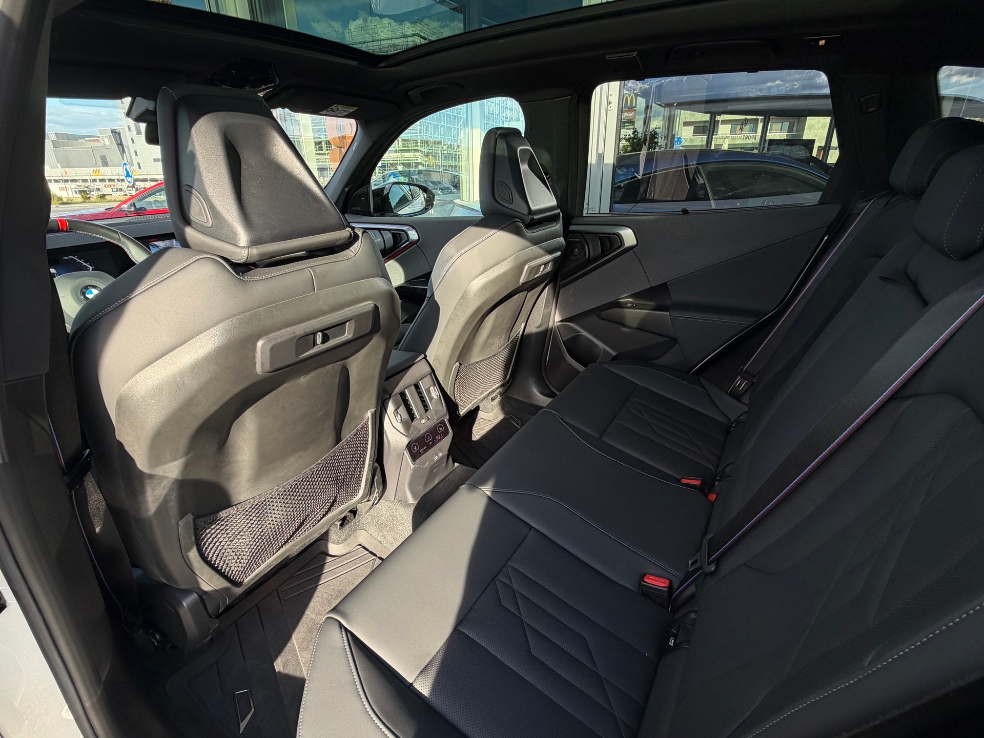 BMW X3 xDrive M50 48V M Sport Pro*CH FAHRZEUG - ANHÄNGERKUPPLUNG*-image-10