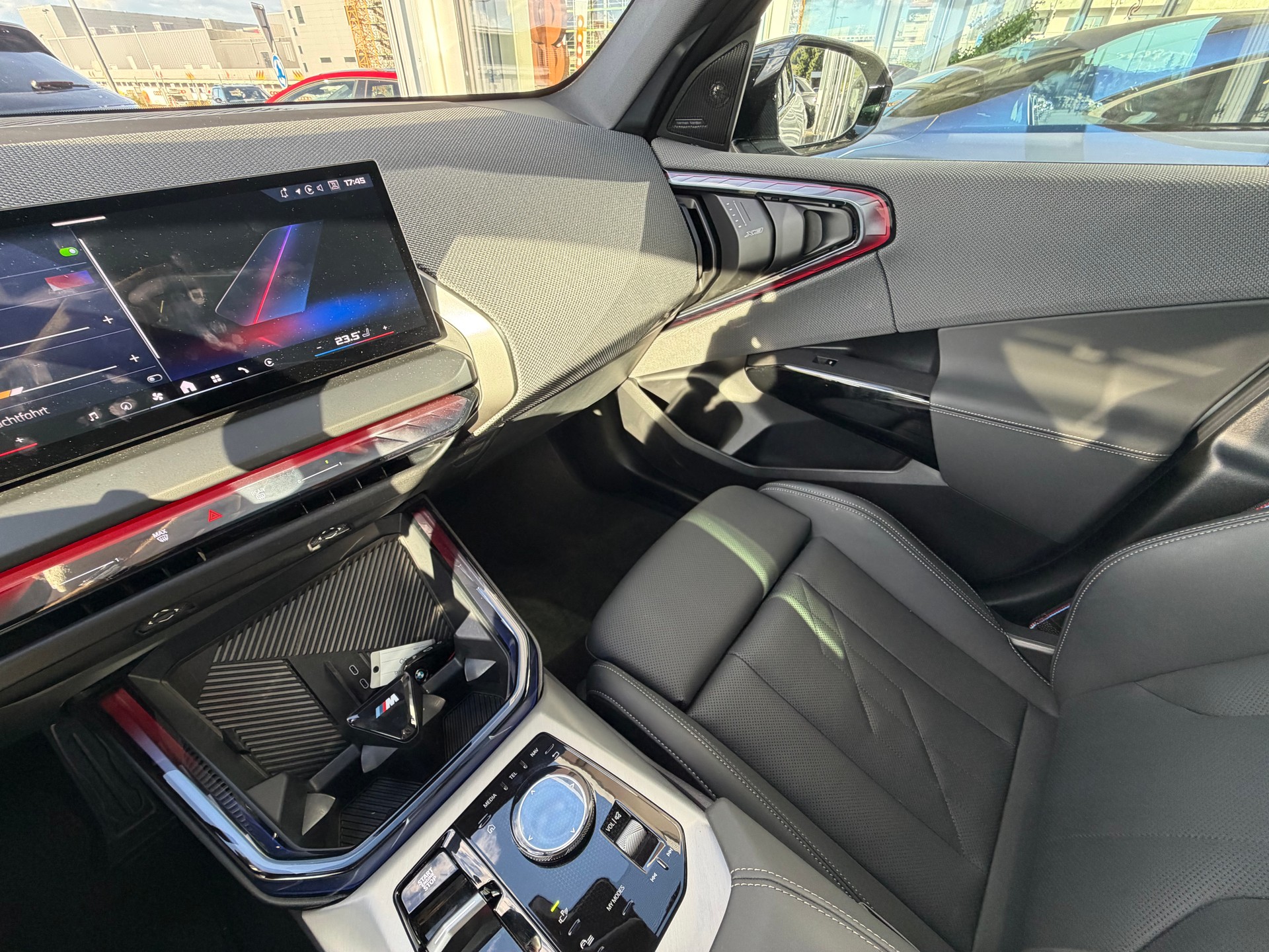 BMW X3 xDrive M50 48V M Sport Pro*CH FAHRZEUG - ANHÄNGERKUPPLUNG*-image-37