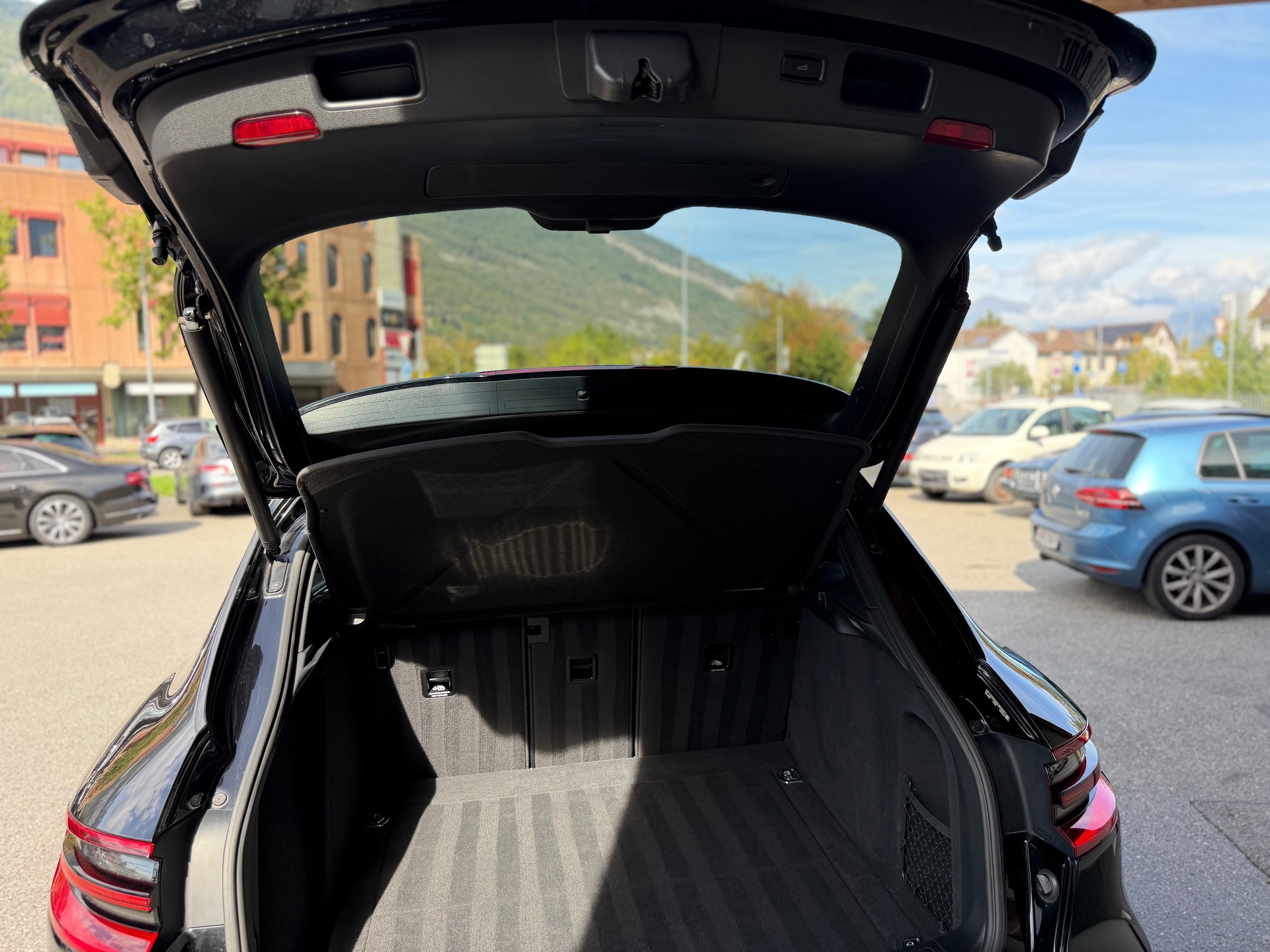 PORSCHE Macan S Diesel PDK-image-7