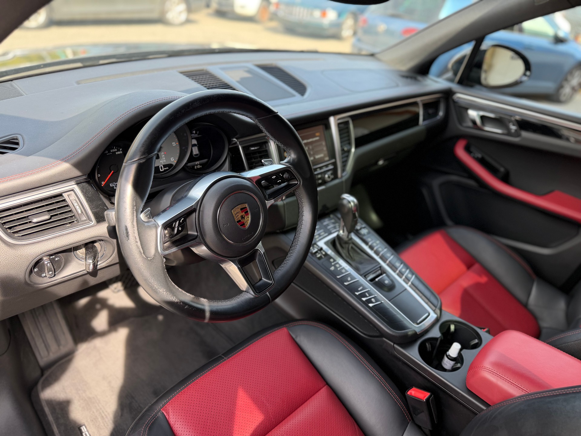 PORSCHE Macan S Diesel PDK-image-12
