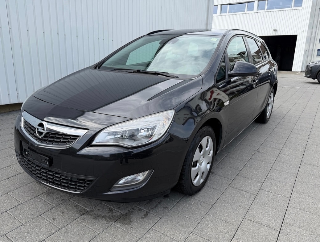 OPEL Astra SportsTourer 1.4i 16V Turbo Sport-image-0