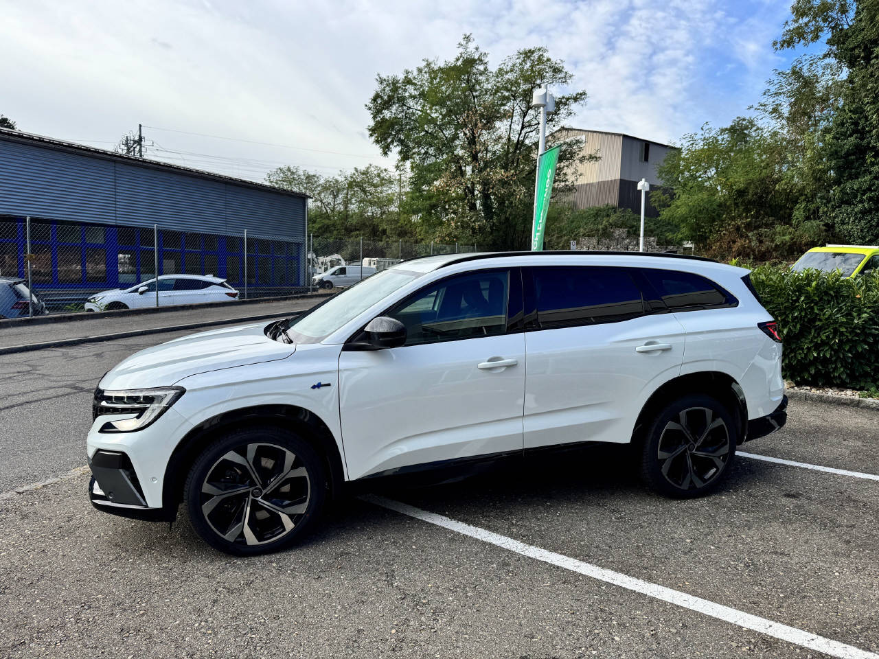 RENAULT Espace 1.2 E-Tech esprit Alpine-image-2