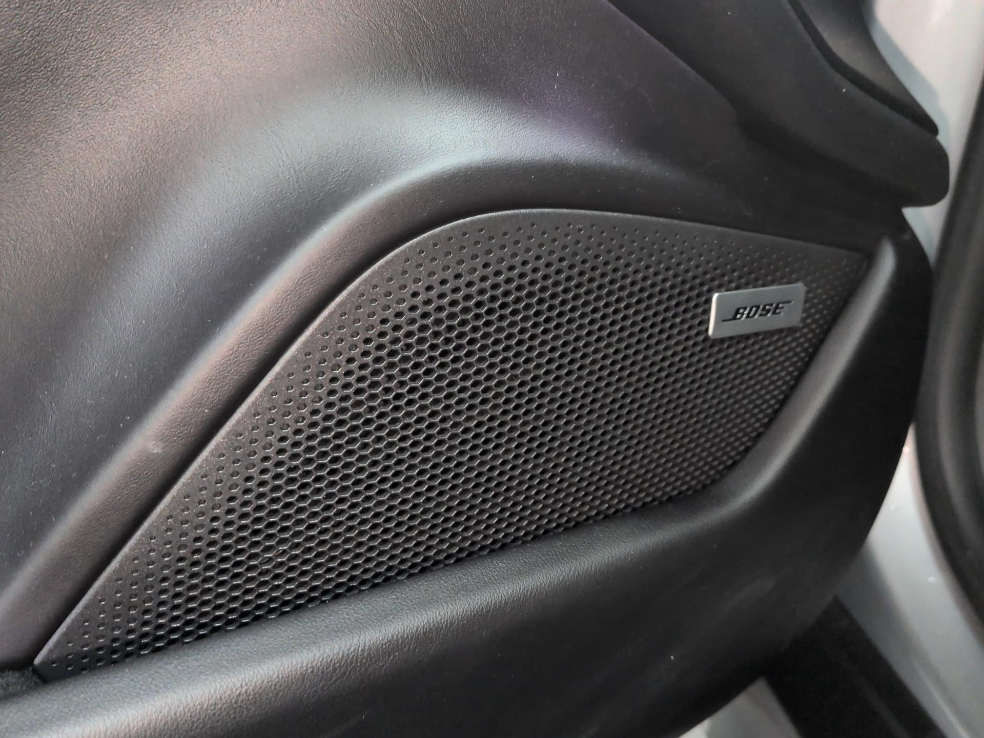 PORSCHE Taycan 4S-image-19
