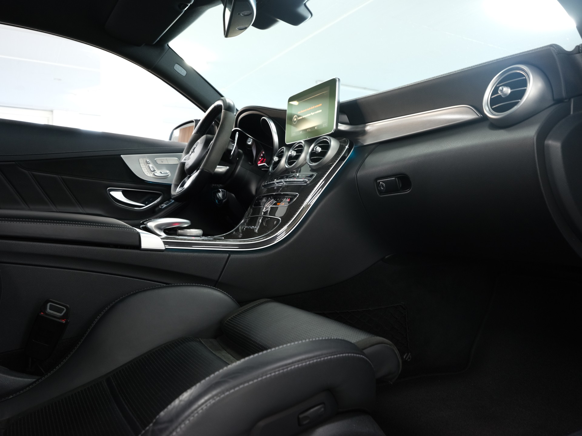 MERCEDES-BENZ C 63 S AMG Edition 1 Speedshift *Burmester* *Sportsitze* *Carbon*-image-30