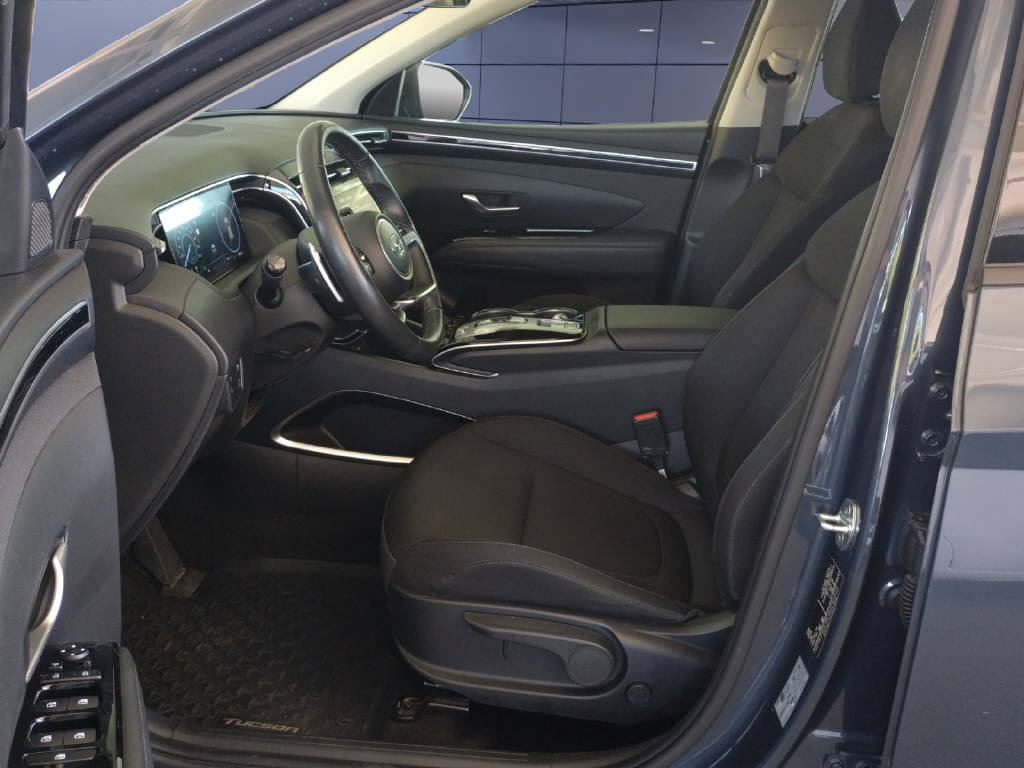 HYUNDAI TUCSON 1.6 T-GDi Hybrid Amplia 2WD-image-9