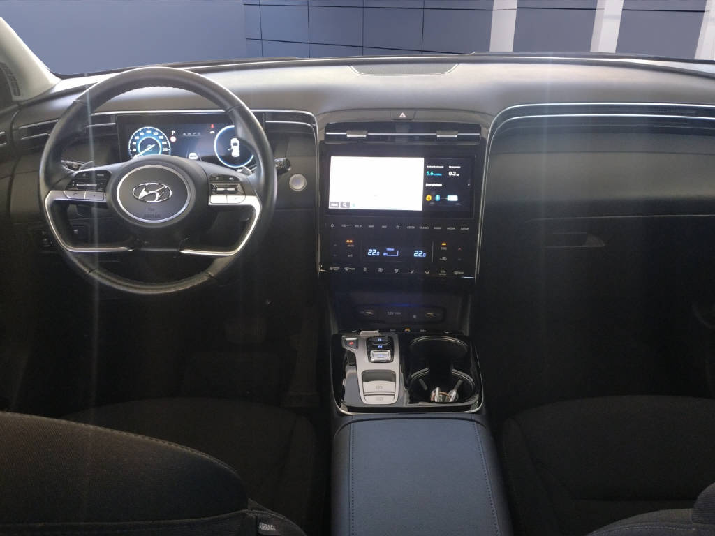 HYUNDAI TUCSON 1.6 T-GDi Hybrid Amplia 2WD-image-11