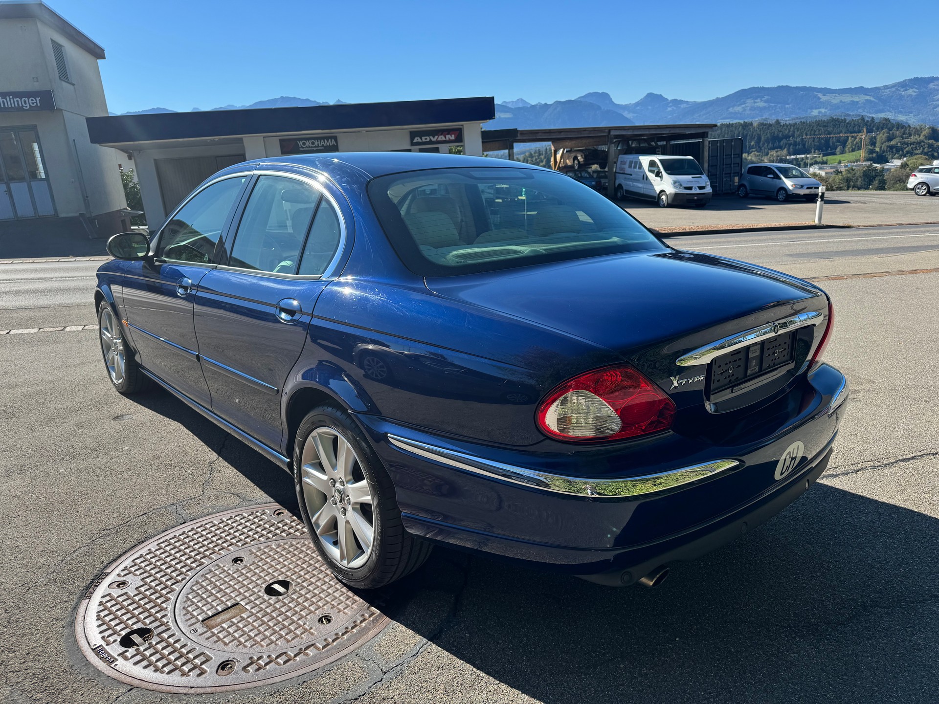 JAGUAR X-Type 3.0 V6 Traction4 Executive-image-3