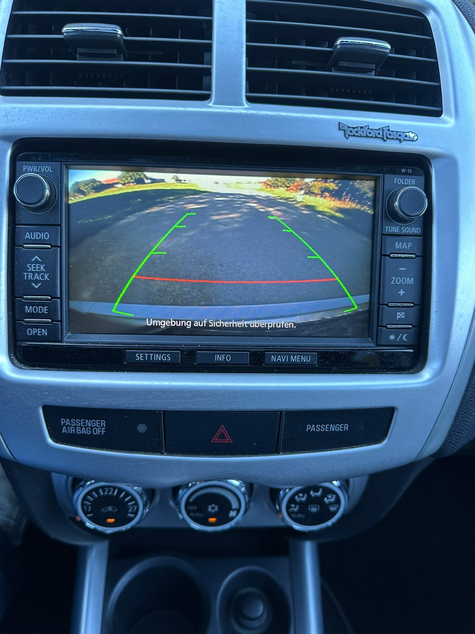 MITSUBISHI ASX 1.8 DID Navigator 4WD-image-9
