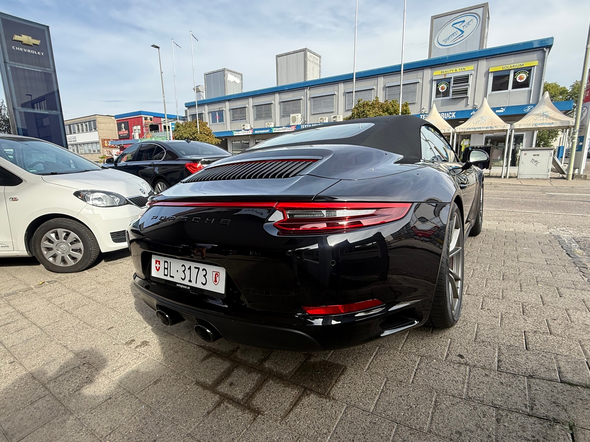 PORSCHE 911 Carrera 4S Cabrio PDK-image-13