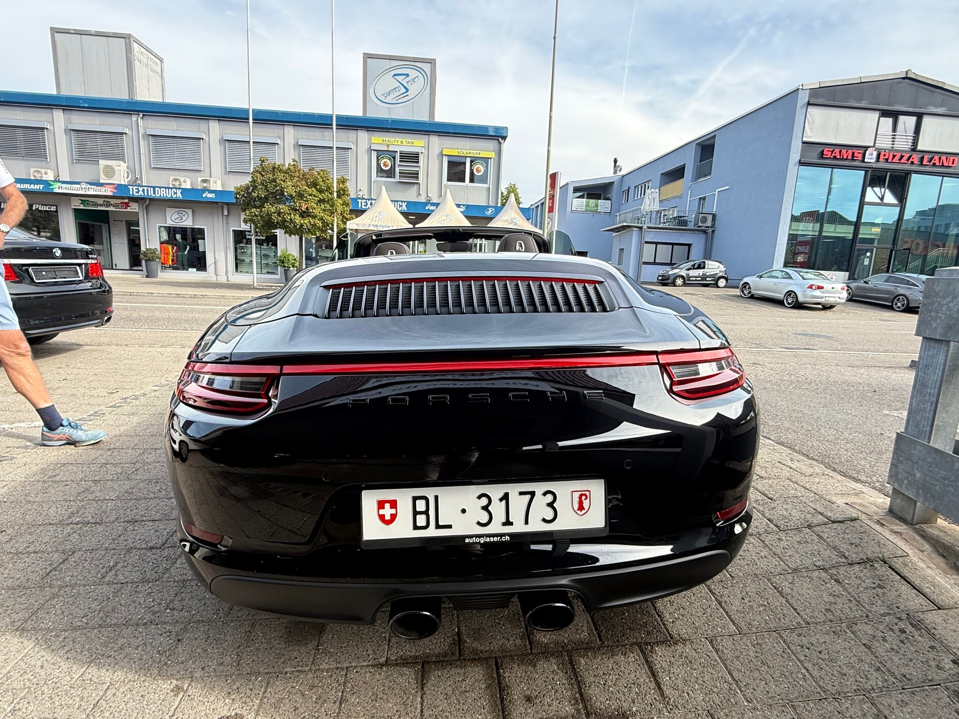 PORSCHE 911 Carrera 4S Cabrio PDK-image-6