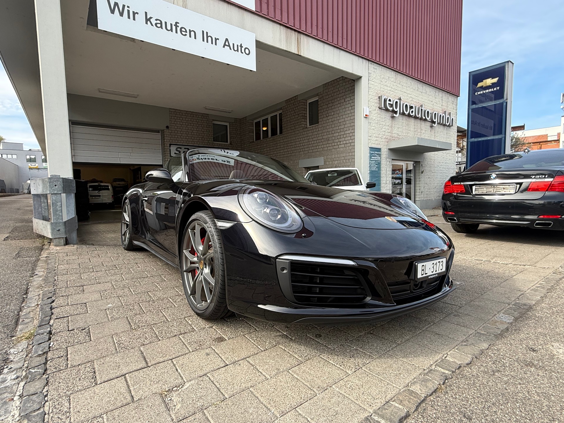 PORSCHE 911 Carrera 4S Cabrio PDK-image-1