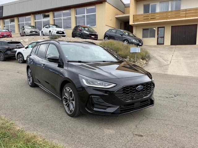 FORD Focus 1.0 MHEV ST-Line X Automat-image-0
