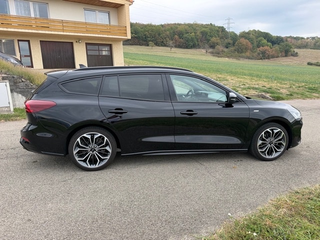 FORD Focus 1.0 MHEV ST-Line X Automat-image-7