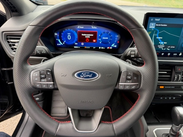 FORD Focus 1.0 MHEV ST-Line X Automat-image-14