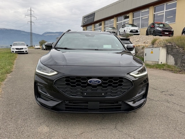 FORD Focus 1.0 MHEV ST-Line X Automat-image-1