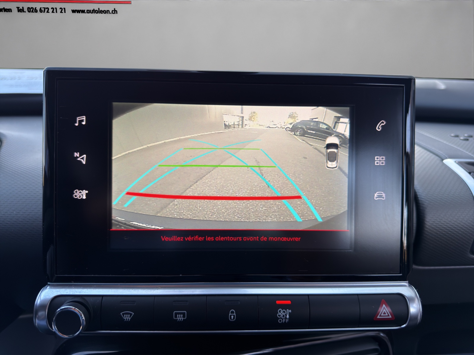 CITROEN C4 Cactus 1.2 Pure Tech Feel EAT6-image-15