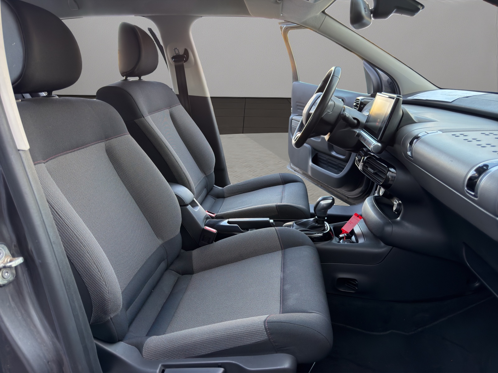 CITROEN C4 Cactus 1.2 Pure Tech Feel EAT6-image-16