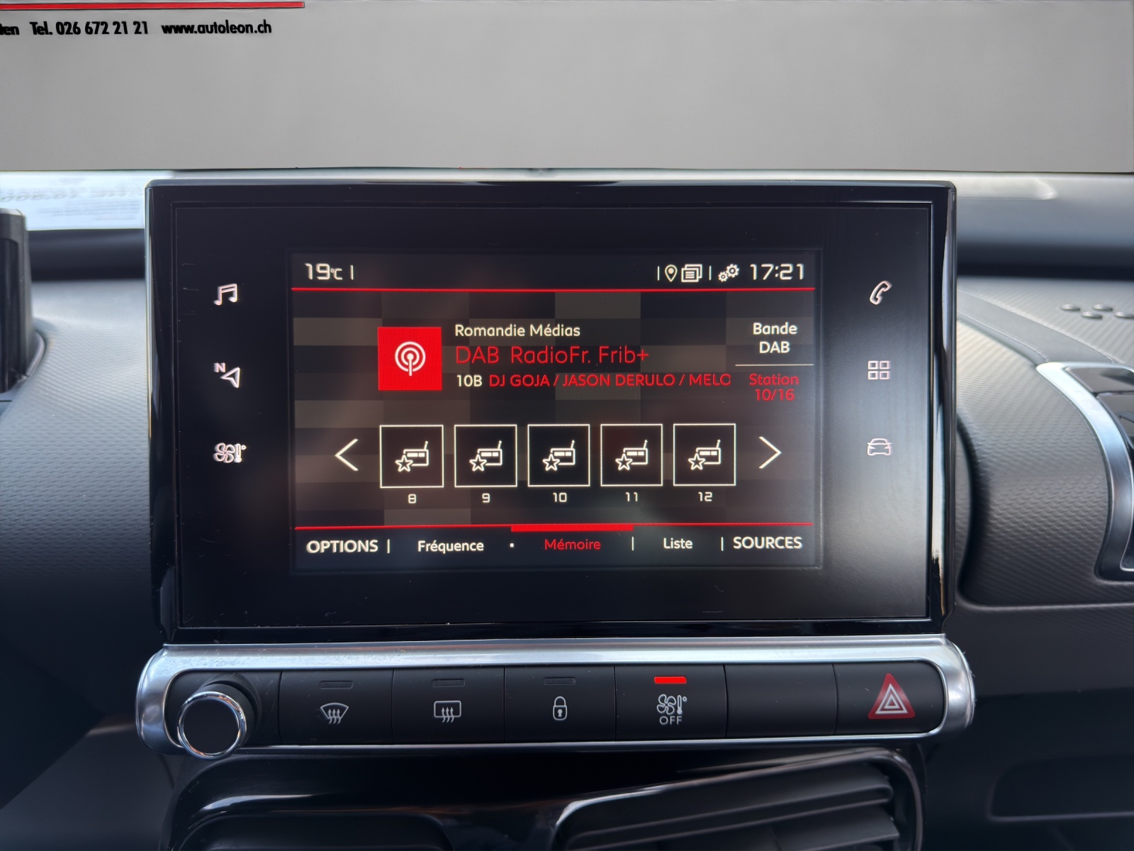 CITROEN C4 Cactus 1.2 Pure Tech Feel EAT6-image-14