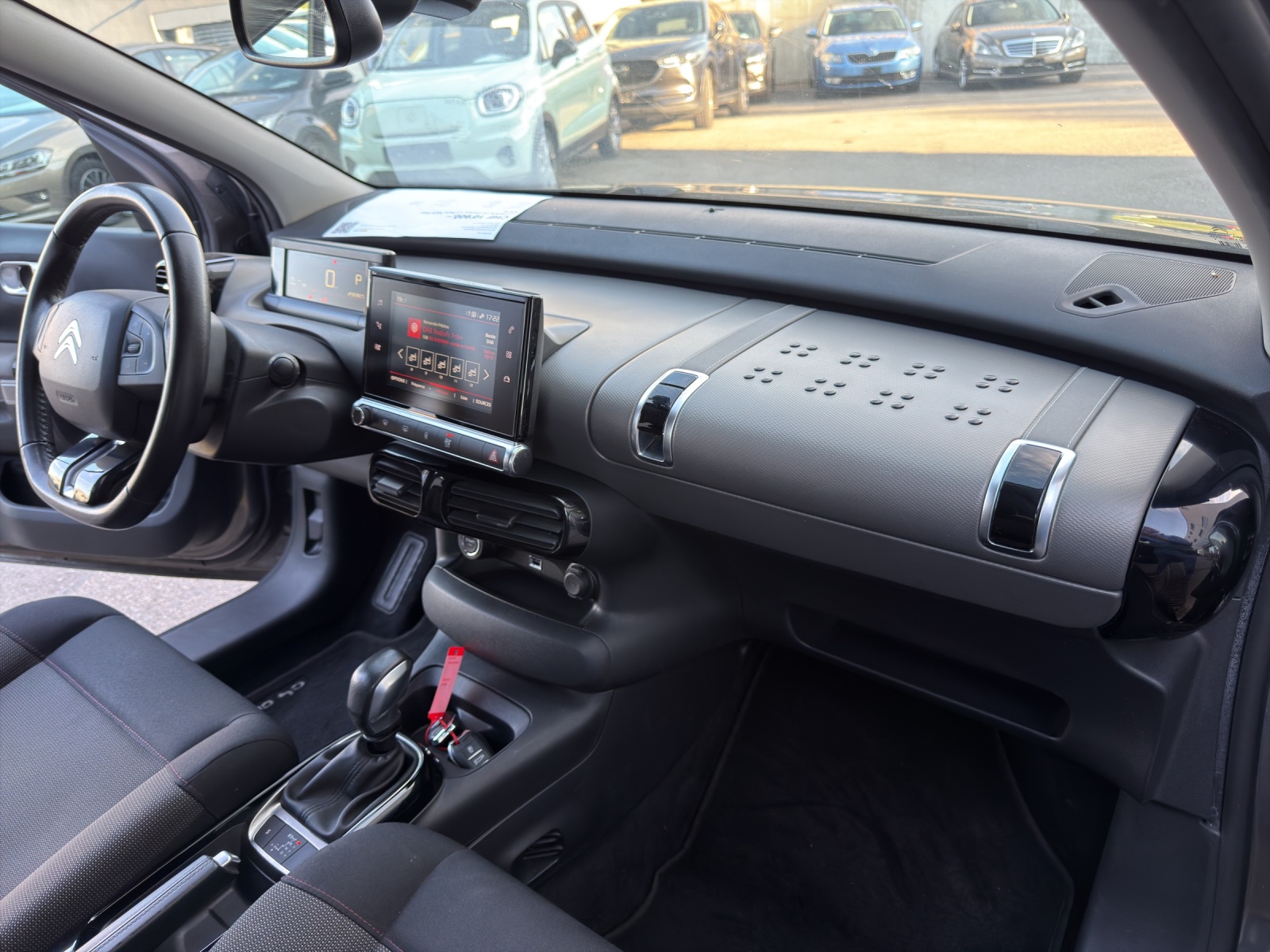 CITROEN C4 Cactus 1.2 Pure Tech Feel EAT6-image-20