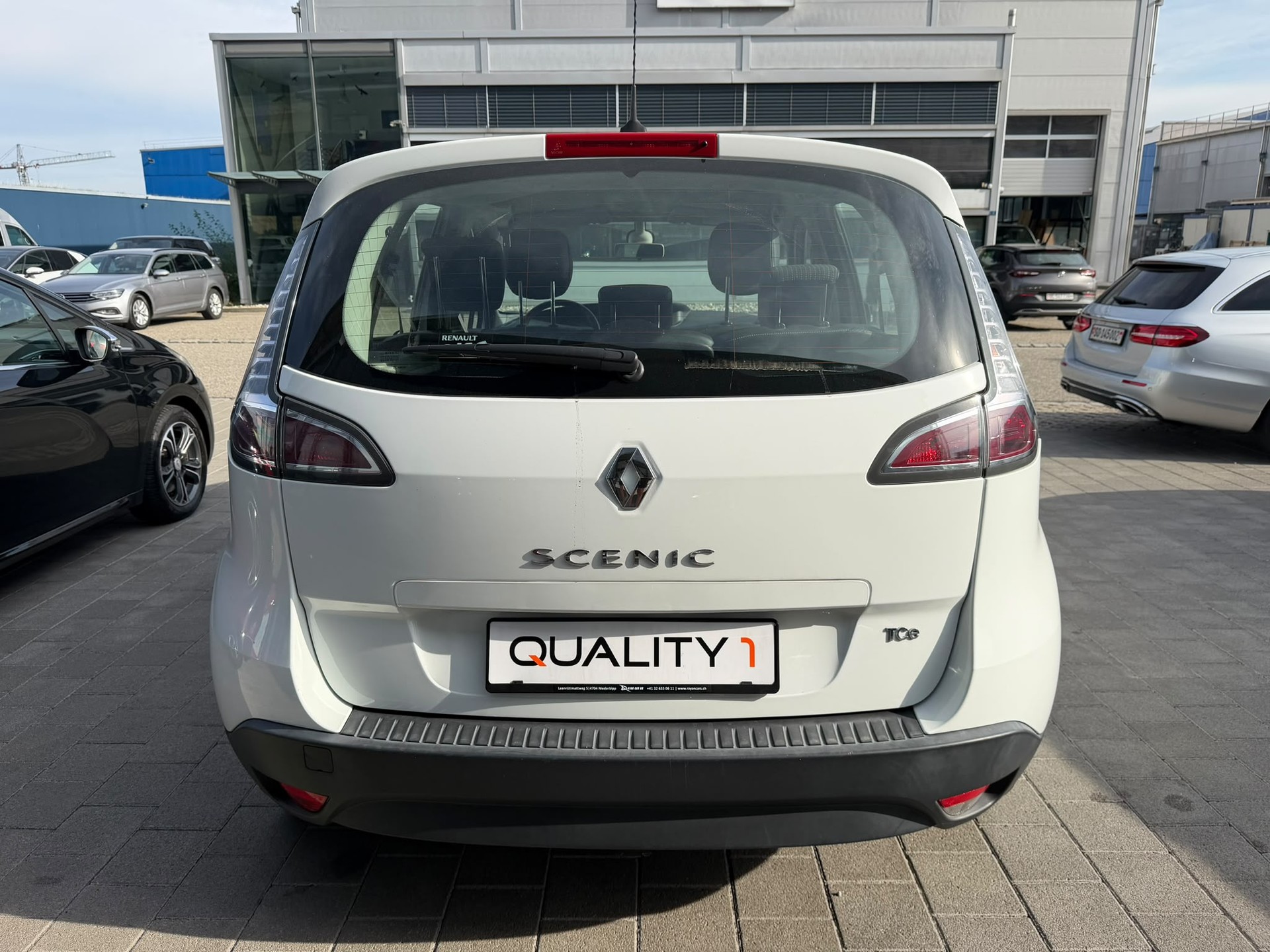 RENAULT Scénic 1.4 16V Turbo Expression-image-7