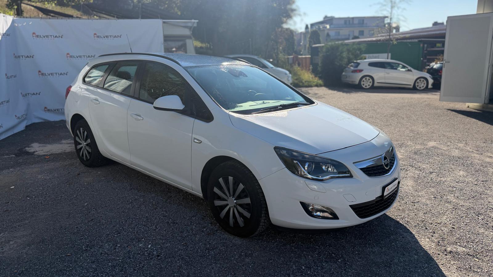 OPEL Astra SportsTourer 1.7 CDTi Cosmo-image-7