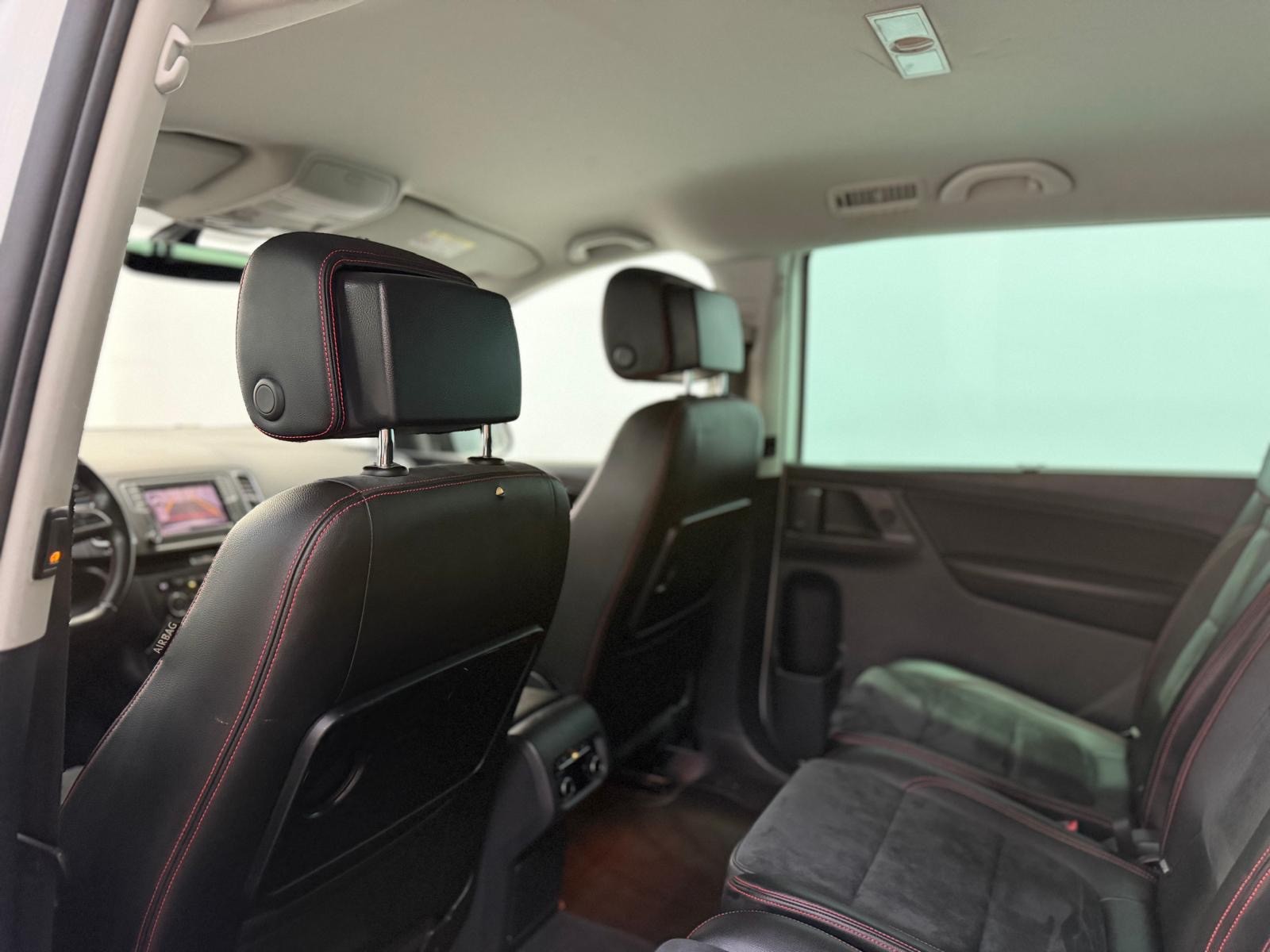 SEAT Alhambra 2.0 TDI FR Line-image-16