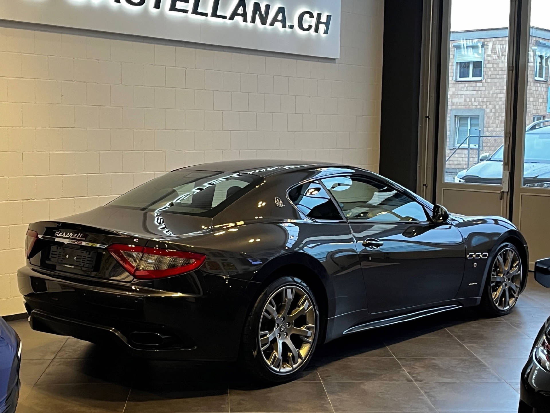MASERATI Granturismo 4.7 V8 Sport-image-3