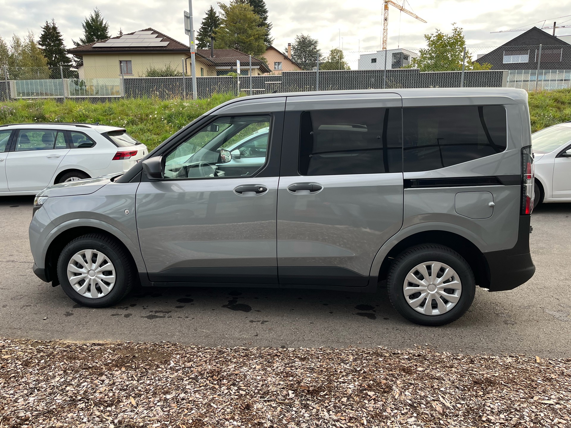 FORD Transit Courier Van 1.0 EcoBoost Trend Automat-image-4