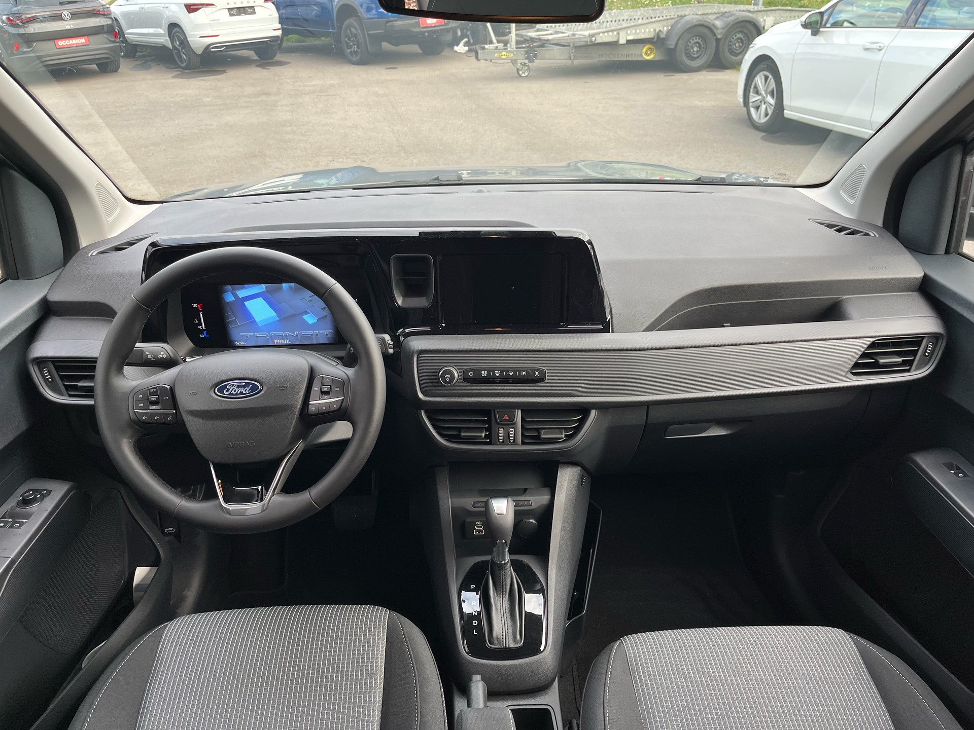 FORD Transit Courier Van 1.0 EcoBoost Trend Automat-image-8