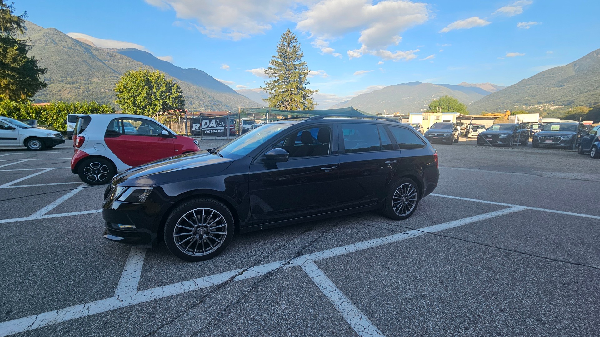 SKODA Octavia Combi 2.0 TDI Ambition 4x4 DSG-image-1
