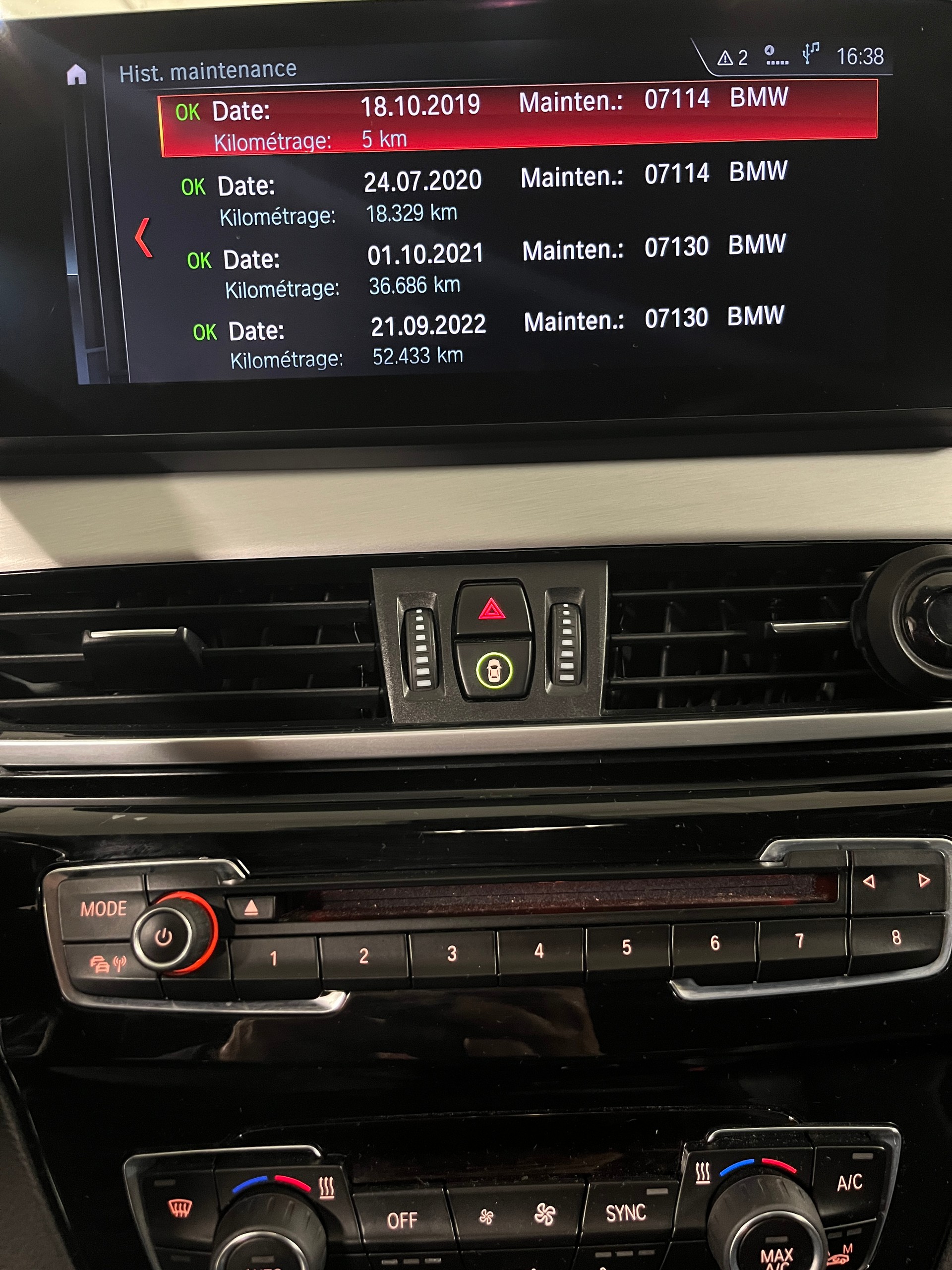 BMW X1 xDrive 25d Sport Line Steptronic-image-30