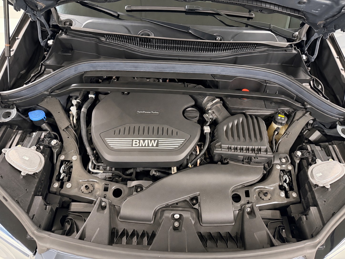 BMW X1 xDrive 25d Sport Line Steptronic-image-25