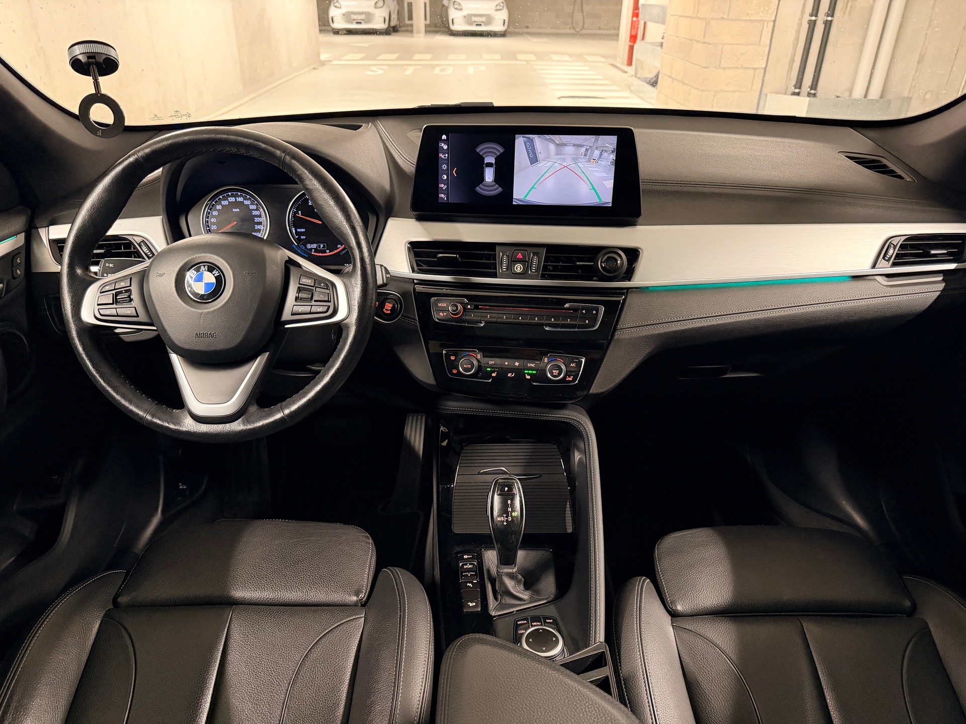 BMW X1 xDrive 25d Sport Line Steptronic-image-13