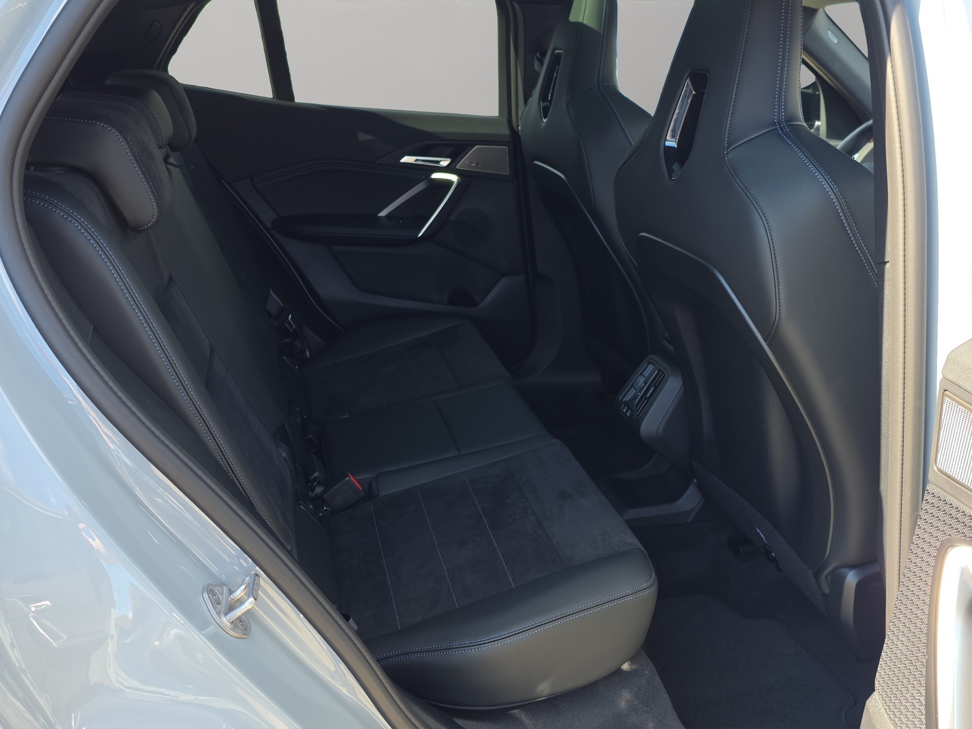 BMW X2 xDrive M35i M Sport Pro-image-18