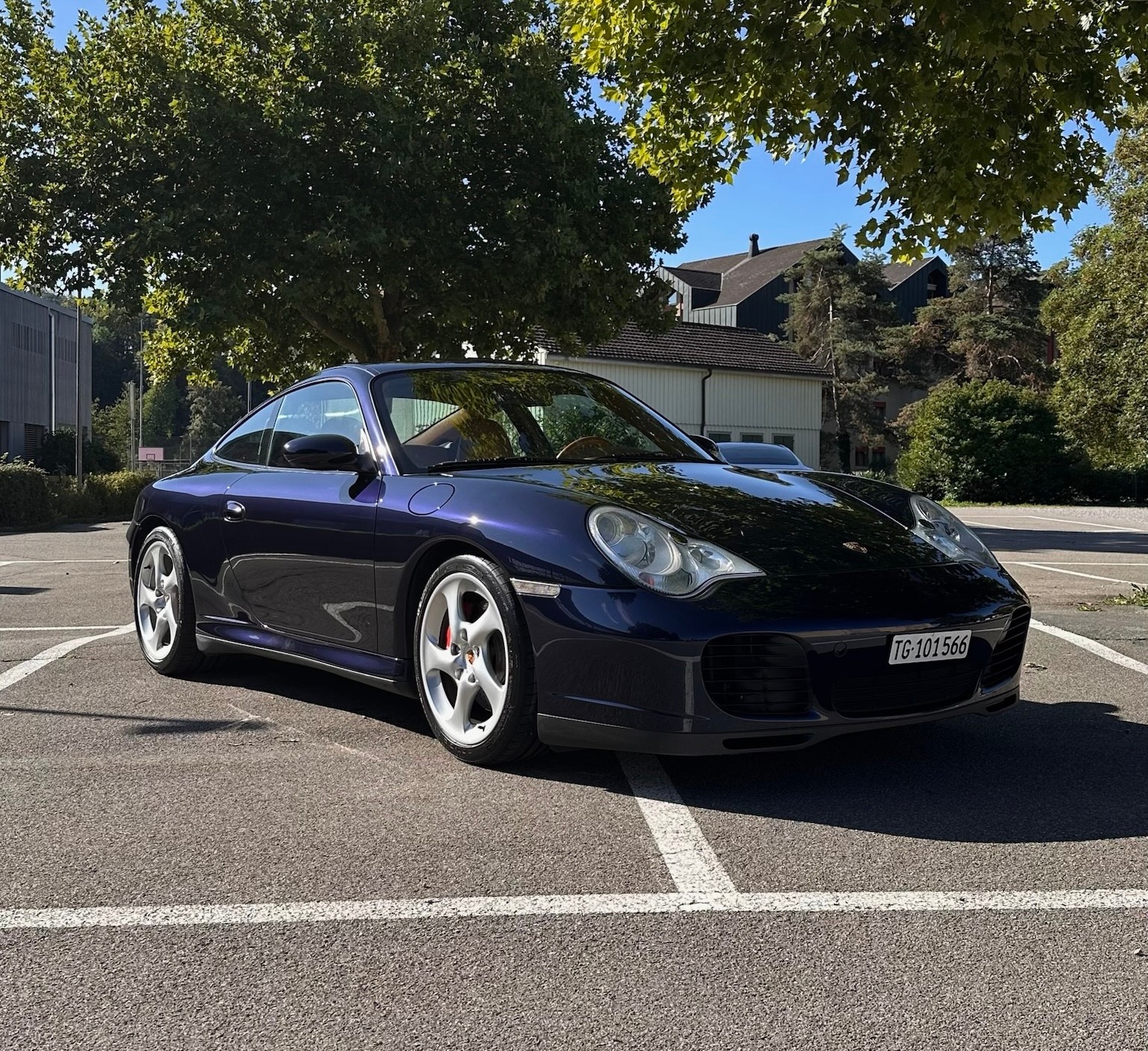 Car photo