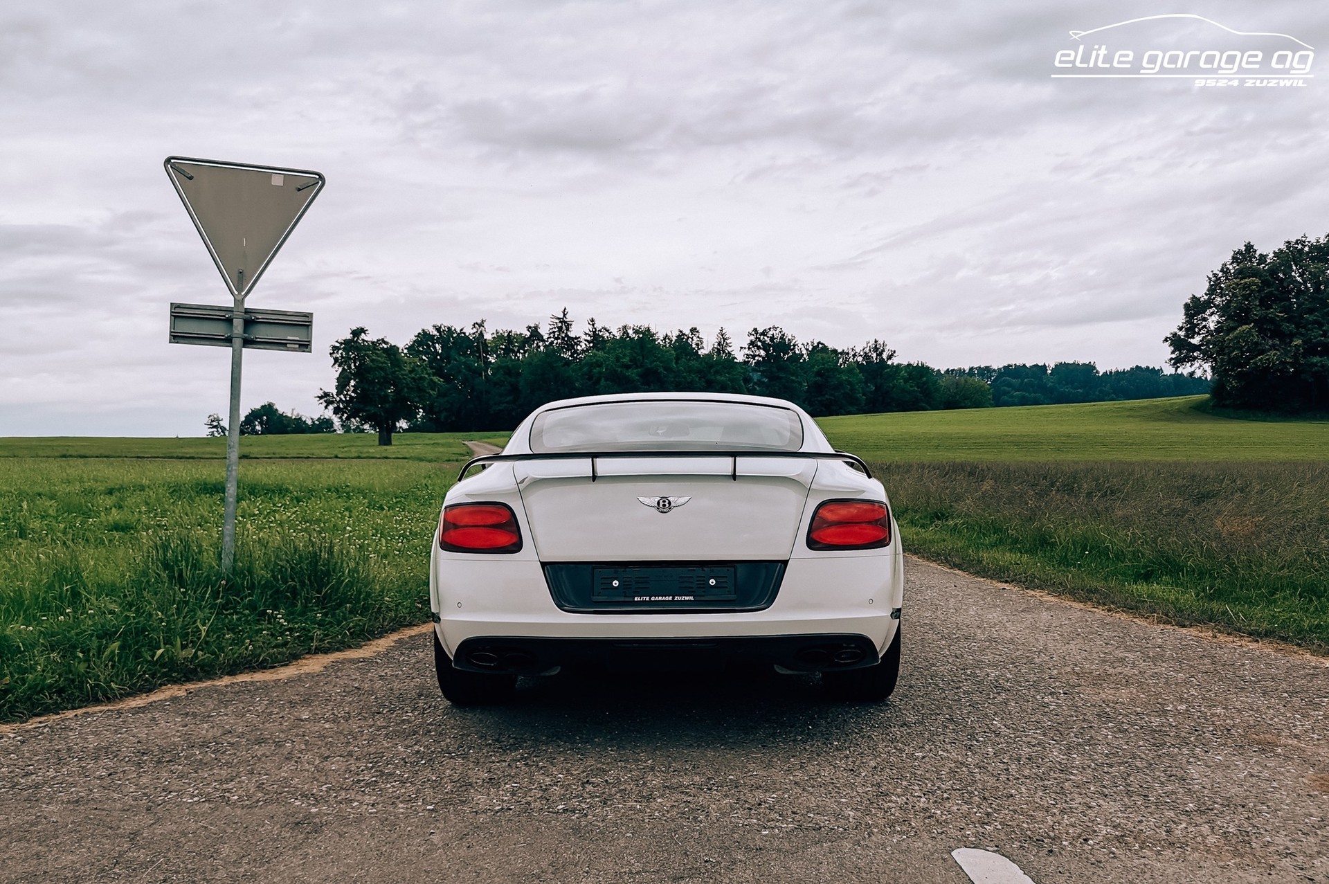 BENTLEY Continental GT3-R Supersports-image-6