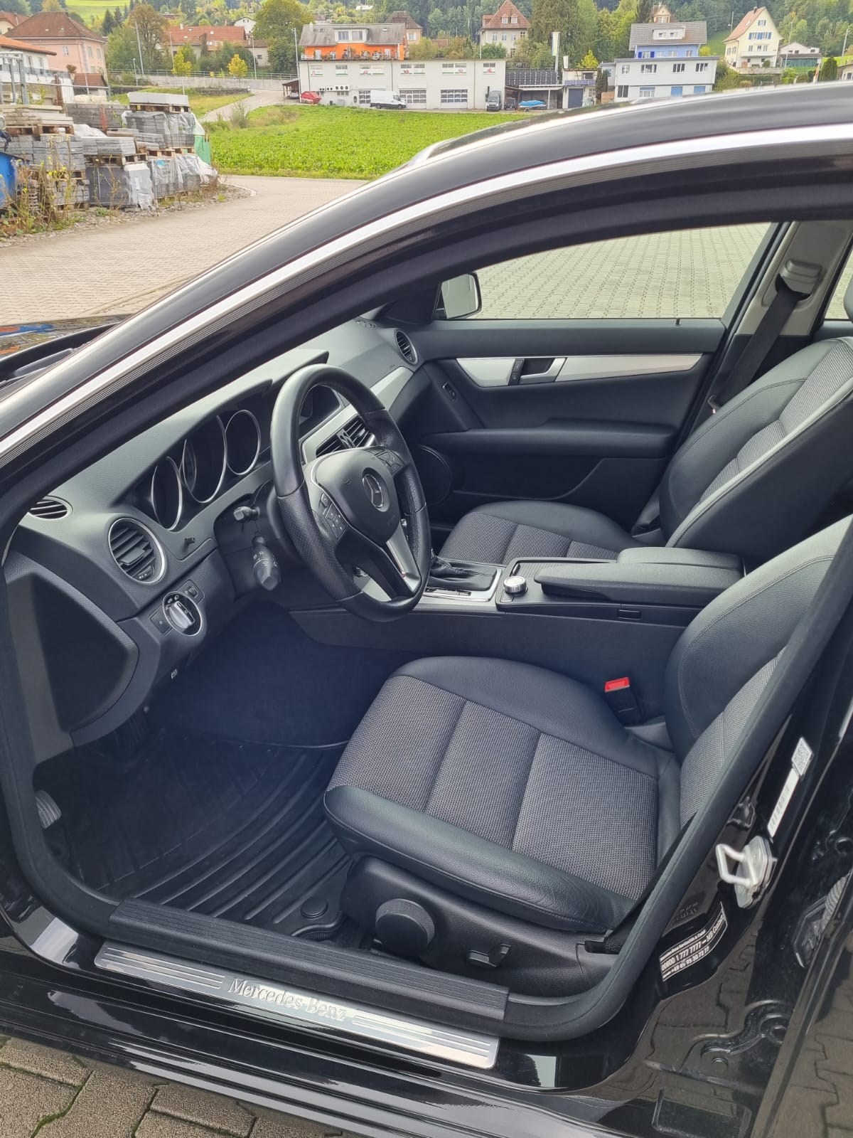 MERCEDES-BENZ C 220 CDI 7G-Tronic-image-9